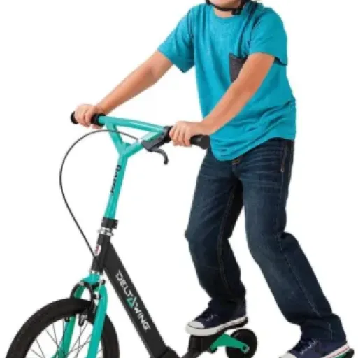 Razor DeltaWing Scooter Review: the weird 3‑wheel scooter that kids actually ride