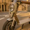 How to choose an electric scooter with light for safer city commuting